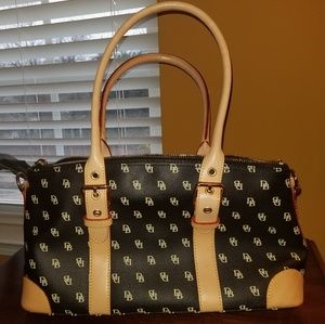 Cute Dooney & Bourke Satchel!